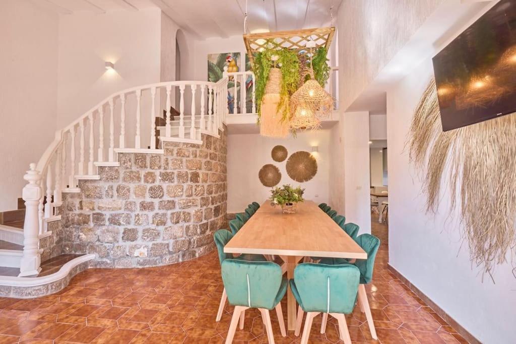 Palmera Solara Villa Sant Josep de sa Talaia